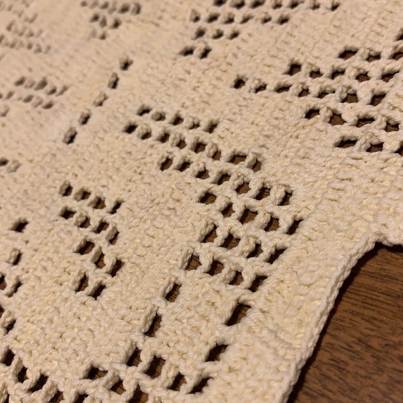 Vintage Butterfly crocheted doily Handmade - Picture 4 of 6